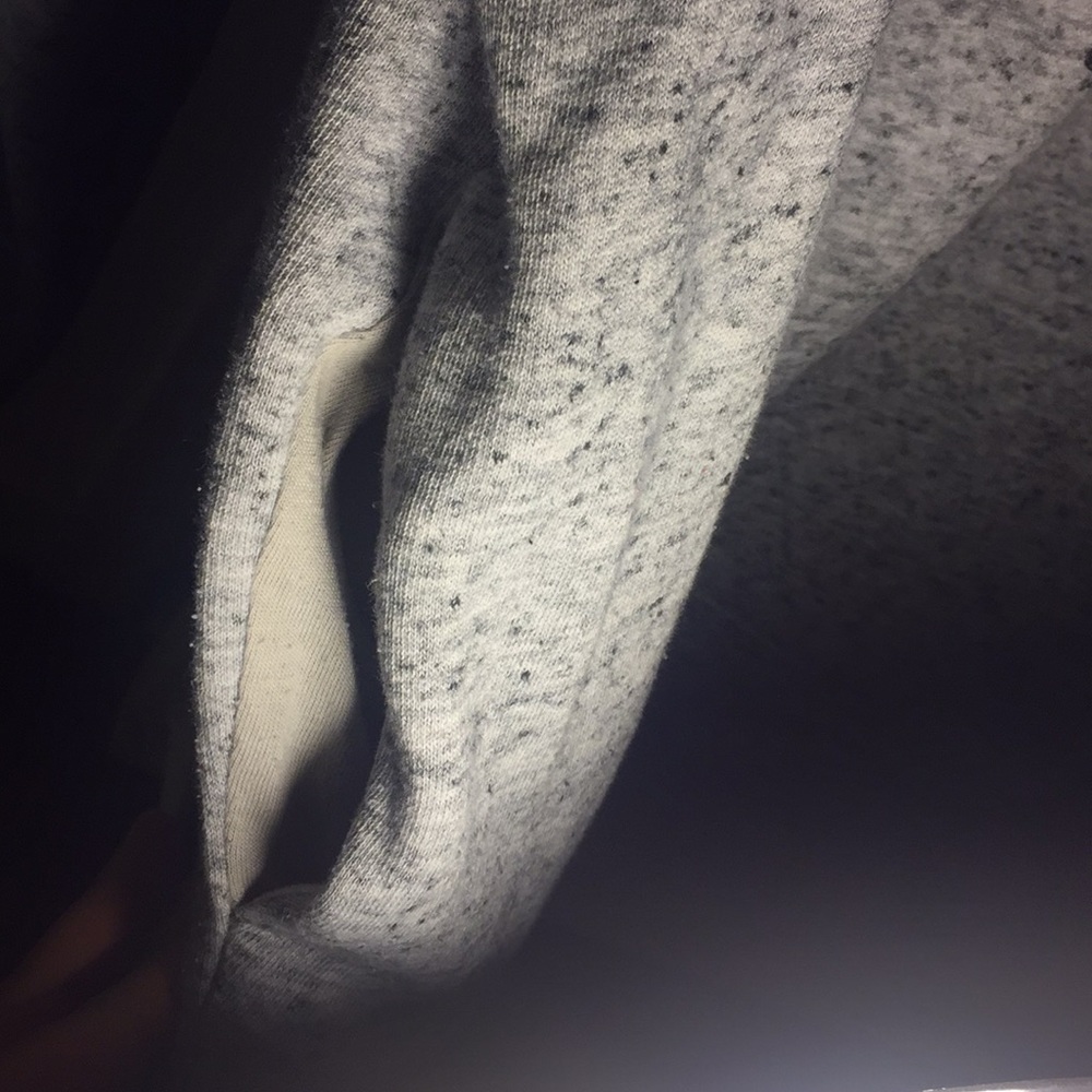 PINK sweater - Picture 7 of 7